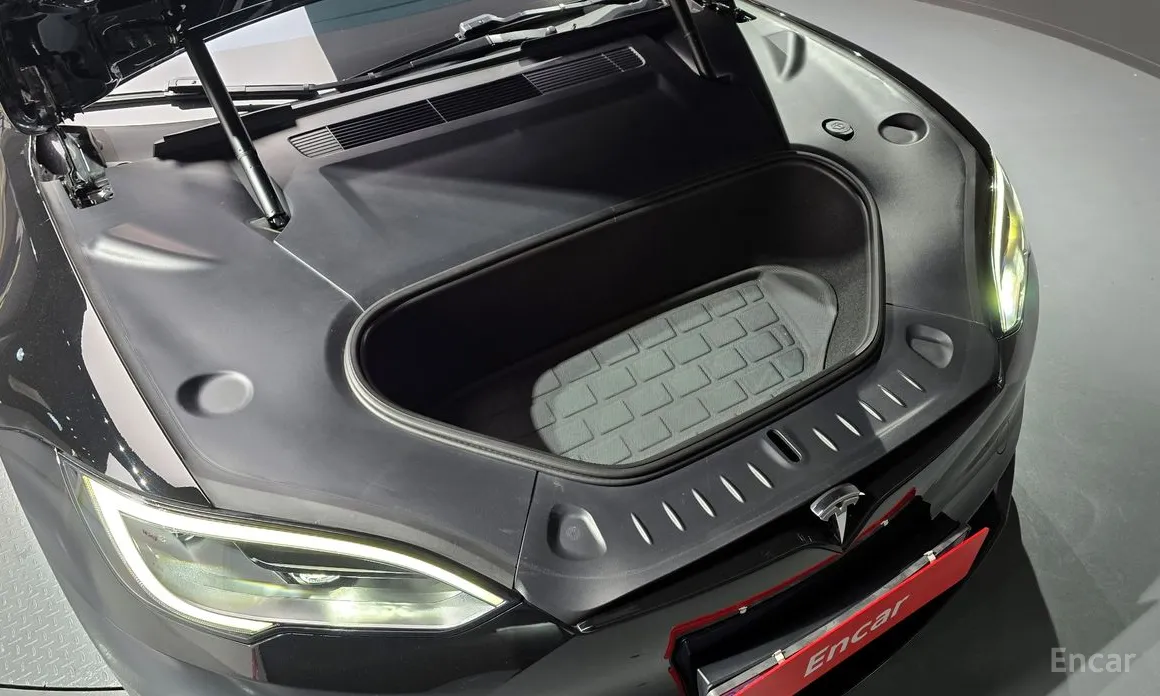 Photo 6 - Tesla Model S