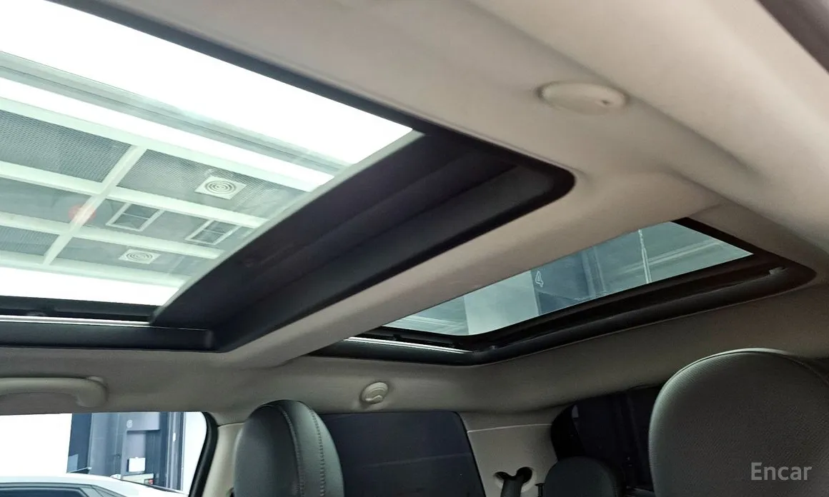 Photo 18 - Mini Cooper