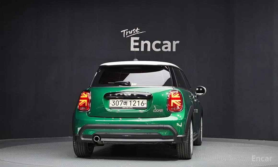 Photo 4 - Mini Cooper