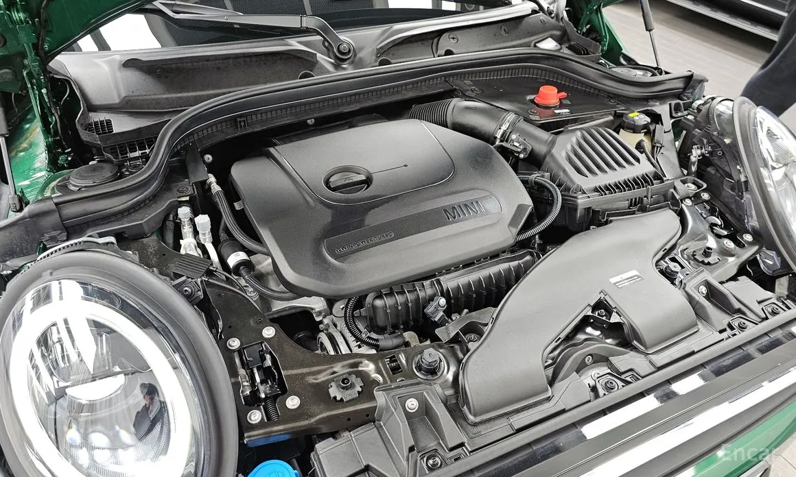 Photo 6 - Mini Cooper