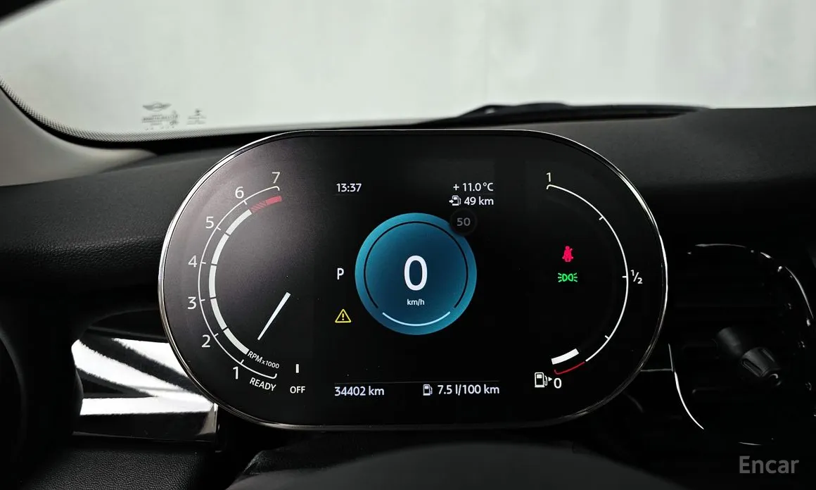 Photo 8 - Mini Cooper