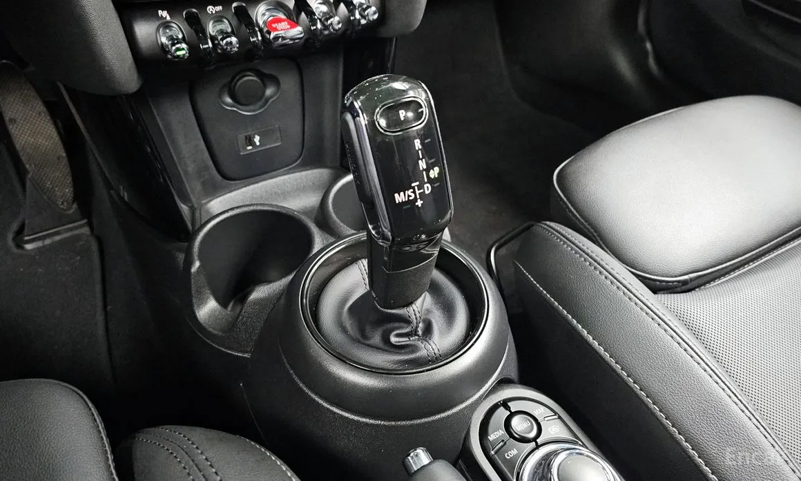 Photo 9 - Mini Cooper