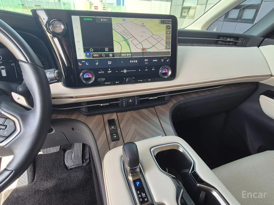 Фото 5 - Lexus LM