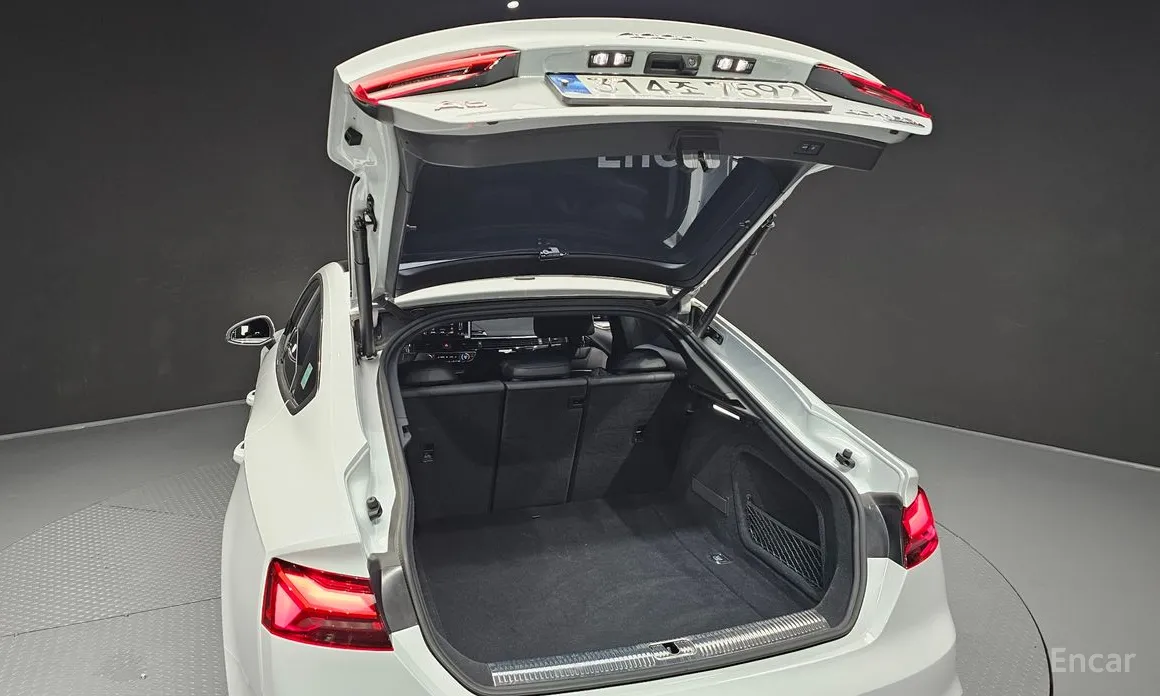 Фото 20 - Audi A5