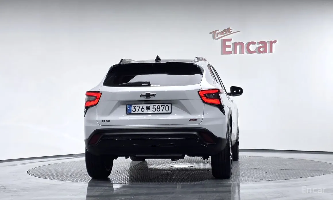 Фото 4 - Chevrolet Trax