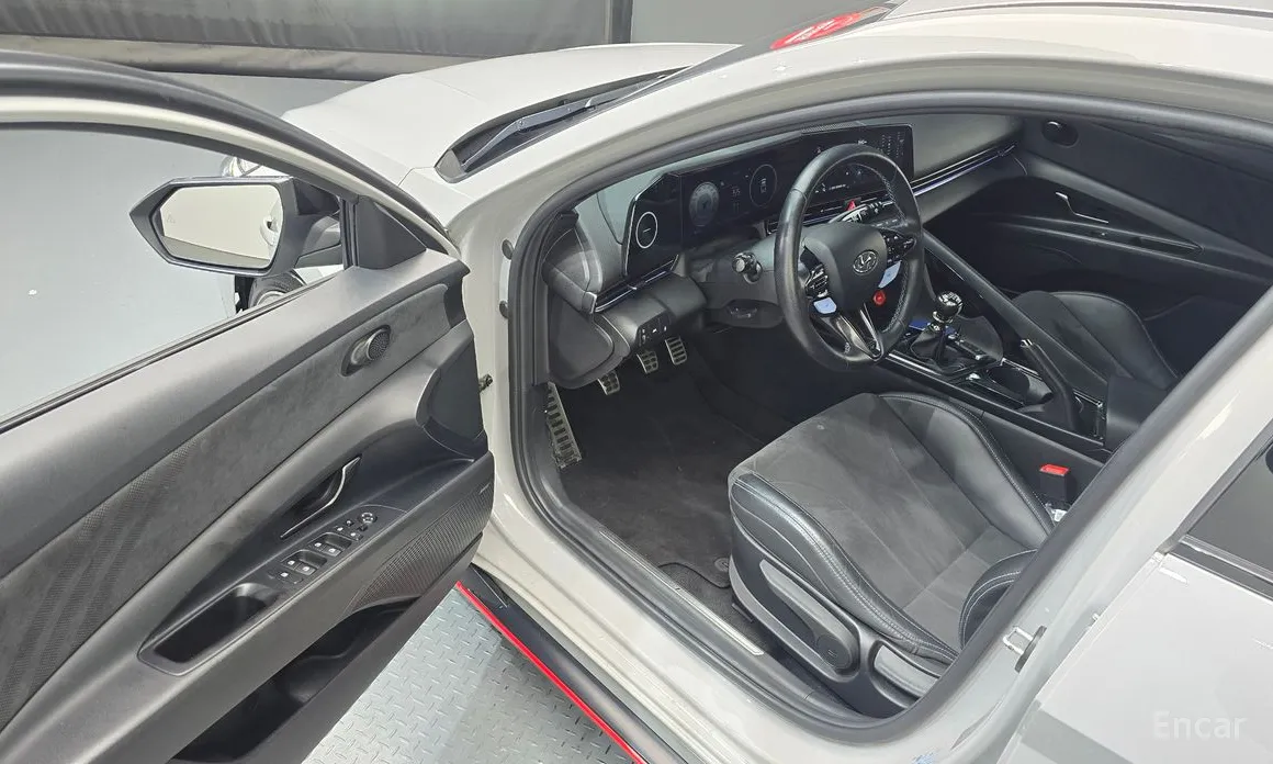 Фото 10 - Hyundai Avante