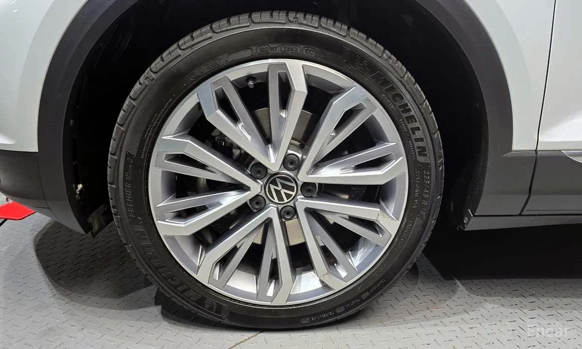 Фото 5 - Volkswagen T-Roc