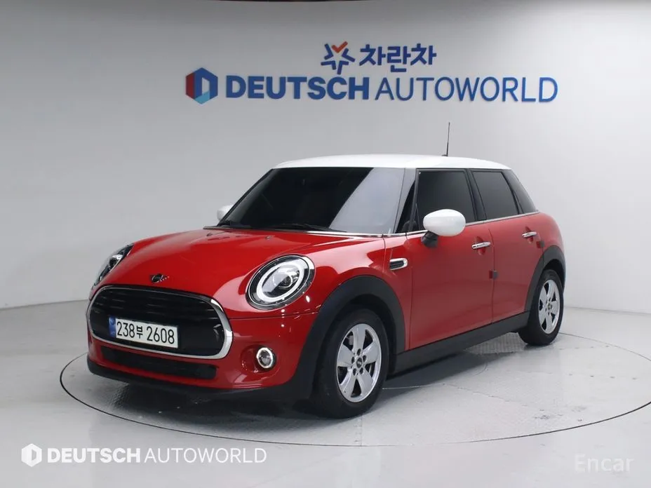 Фото 1 - Mini Cooper