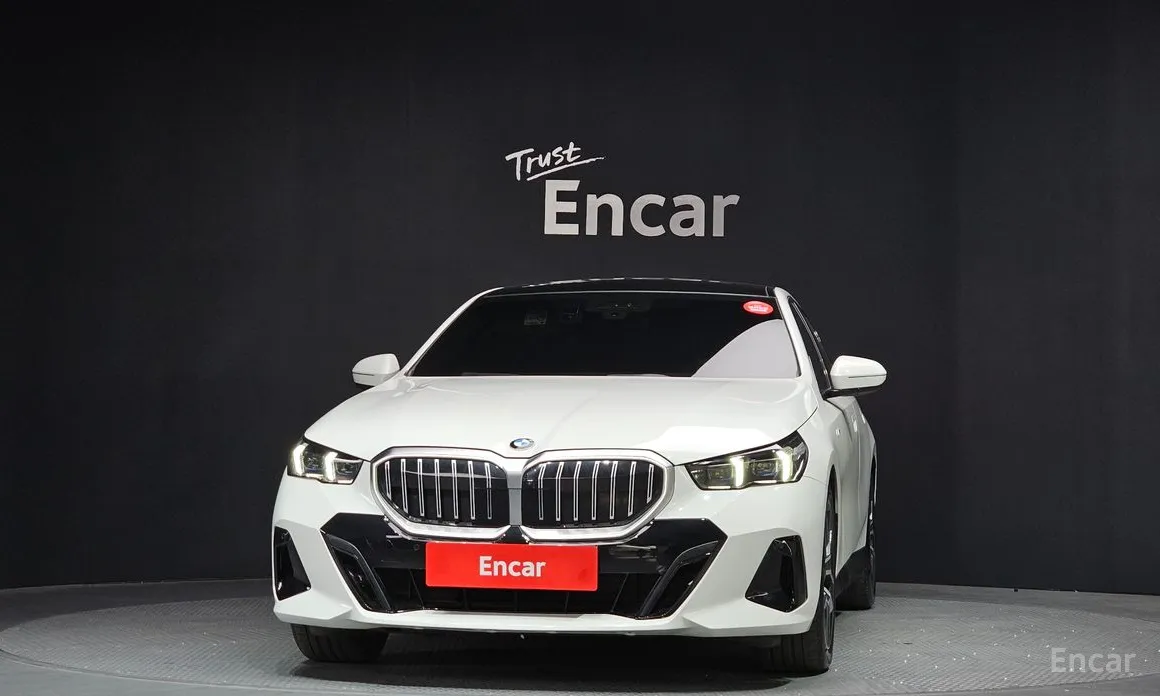 Фото 3 - BMW 5 Series