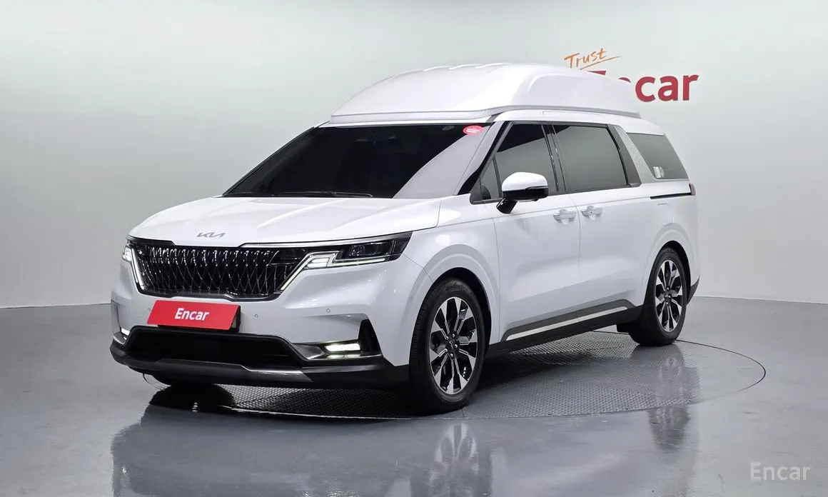 Фото 1 - Kia Carnival