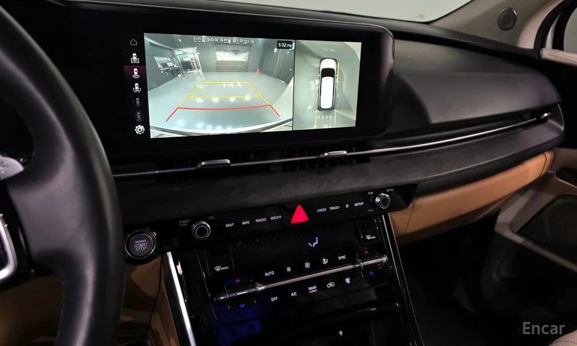 Фото 12 - Kia Carnival