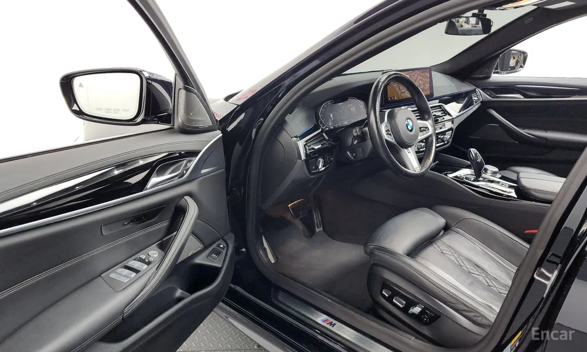 Фото 10 - BMW 5 Series