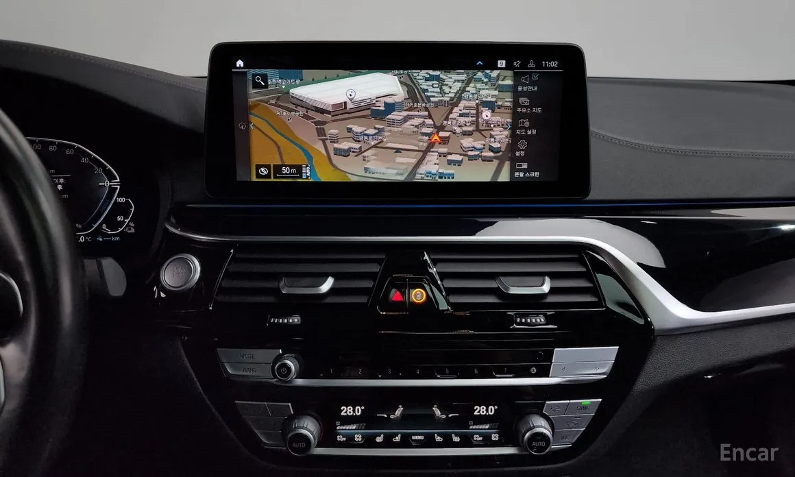 Фото 14 - BMW 5 Series