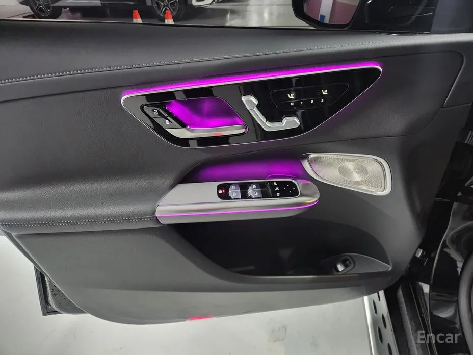 Фото 11 - Mercedes-Benz GLC-Class