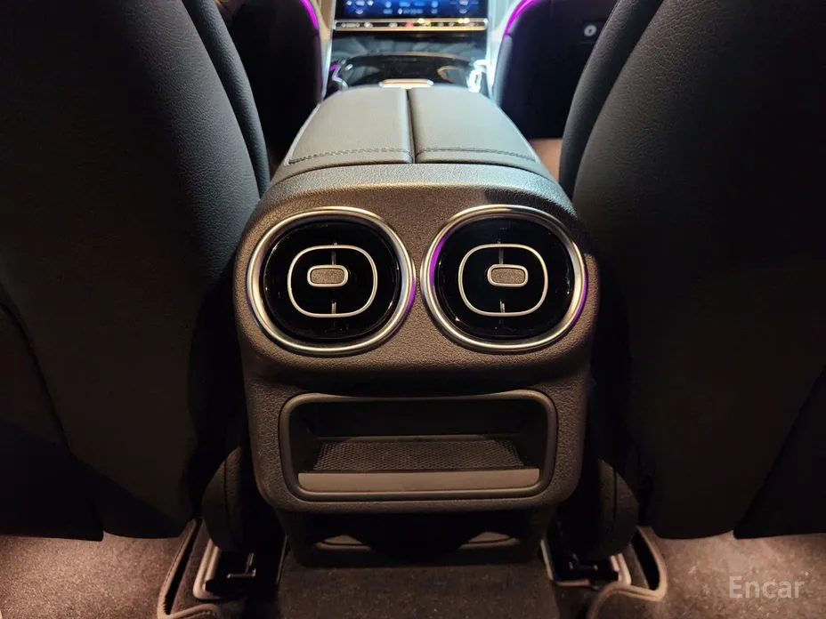 Фото 17 - Mercedes-Benz GLC-Class