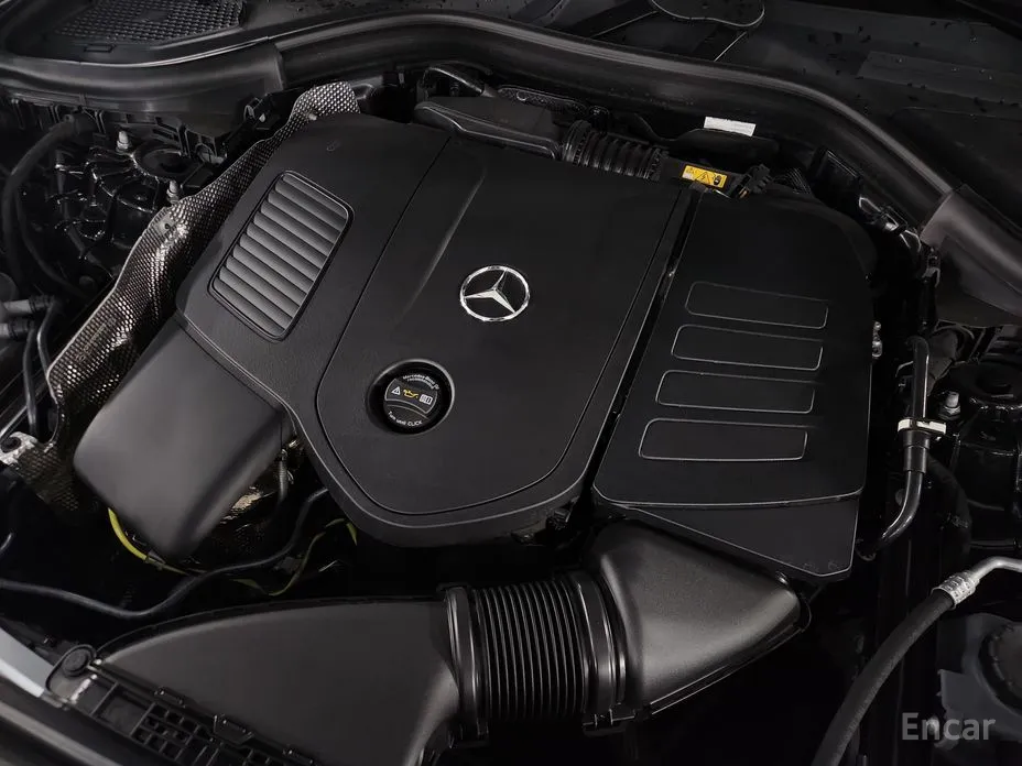 Фото 20 - Mercedes-Benz GLC-Class