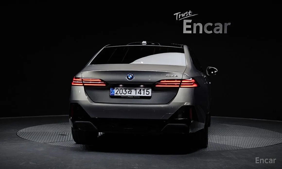 Фото 4 - BMW 5 Series