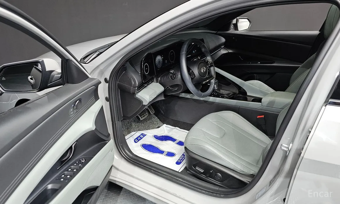 Фото 10 - Hyundai Avante