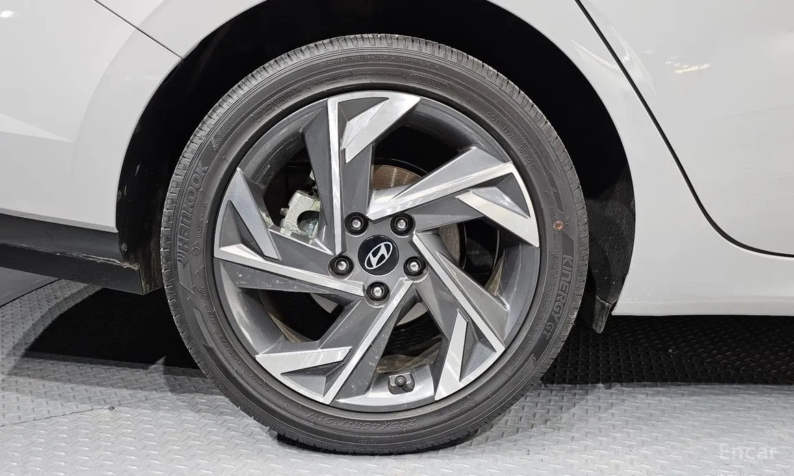 Фото 5 - Hyundai Avante