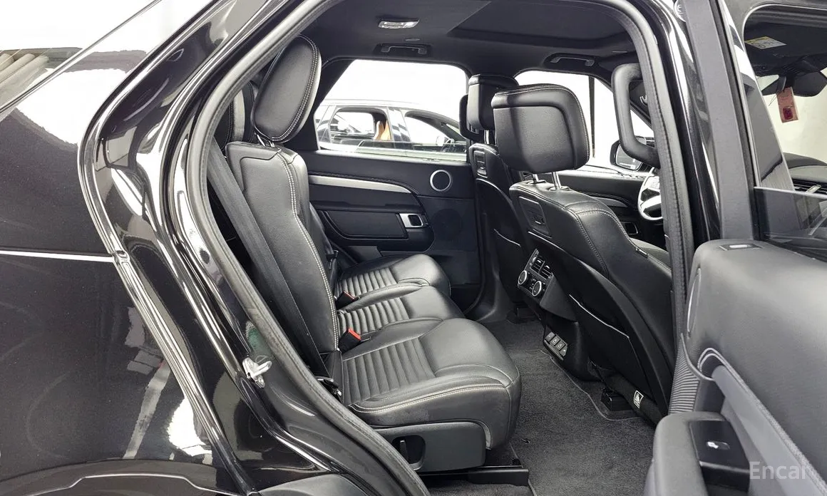 Фото 12 - Land Rover Discovery