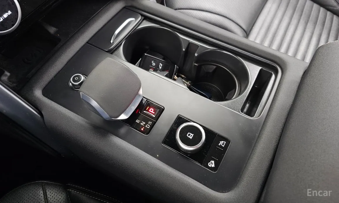 Фото 9 - Land Rover Discovery