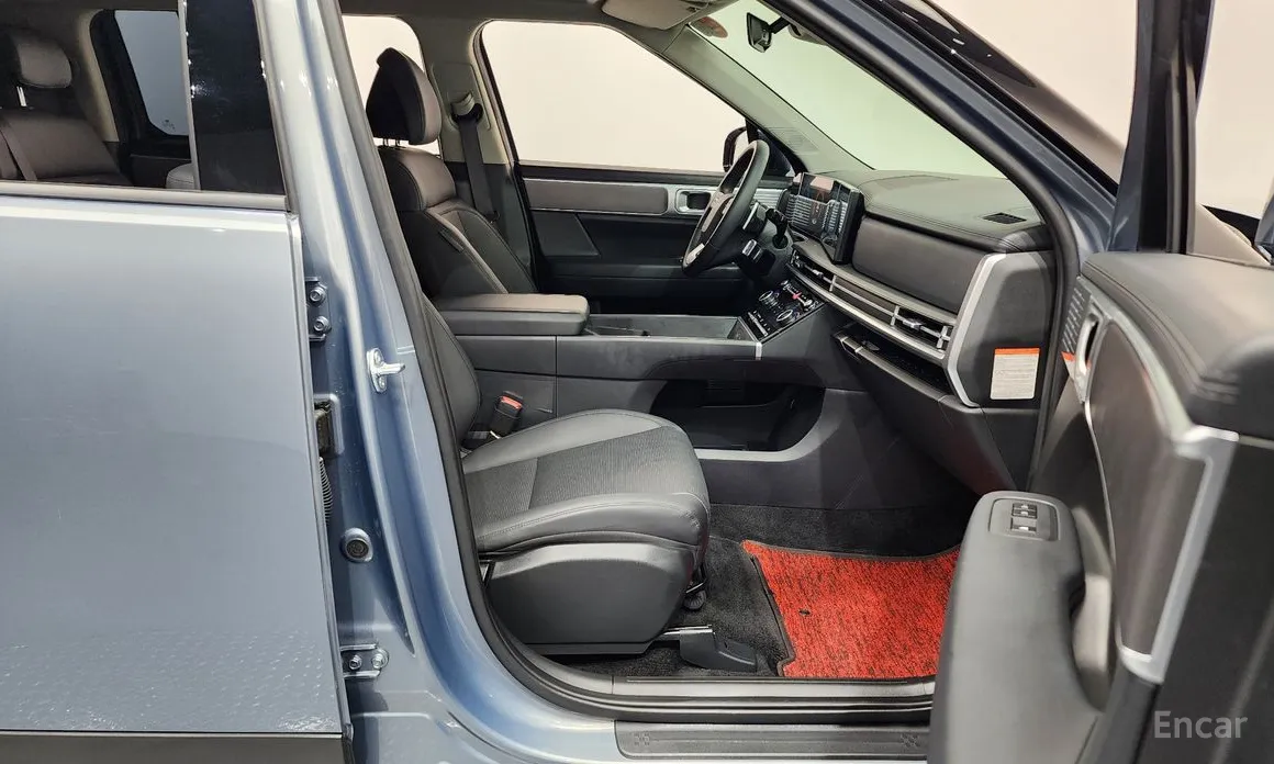 Фото 11 - Hyundai Santa Fe