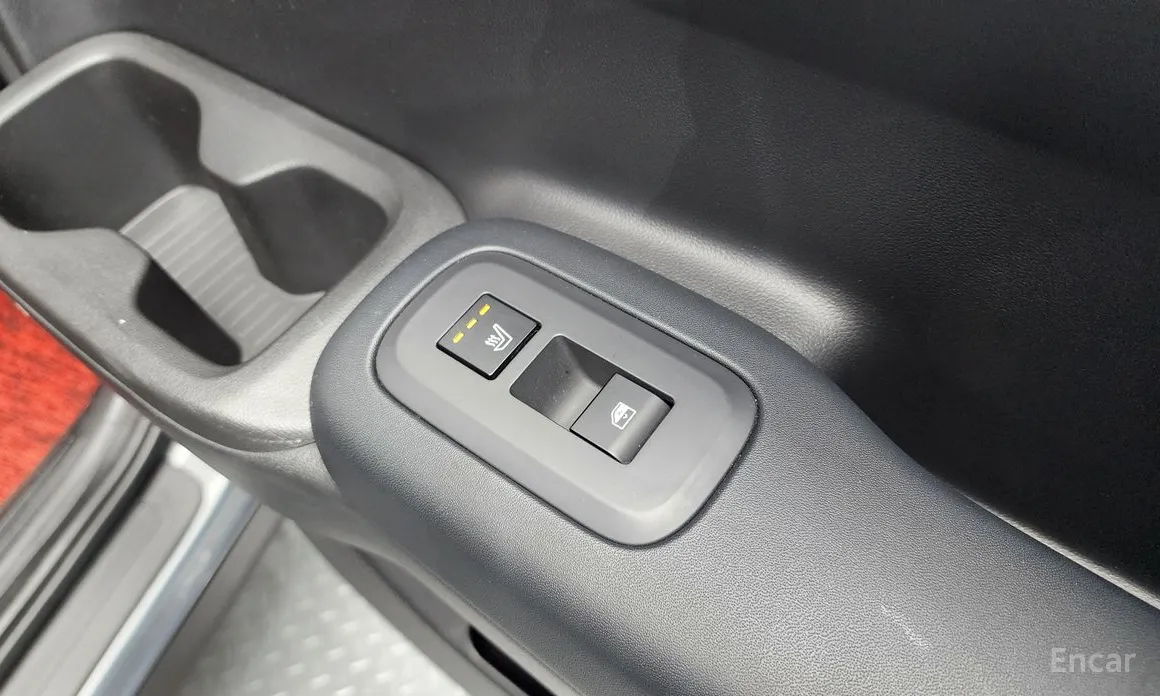 Фото 18 - Hyundai Santa Fe