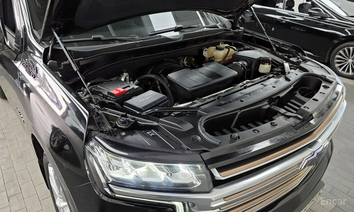 Фото 6 - Chevrolet Tahoe