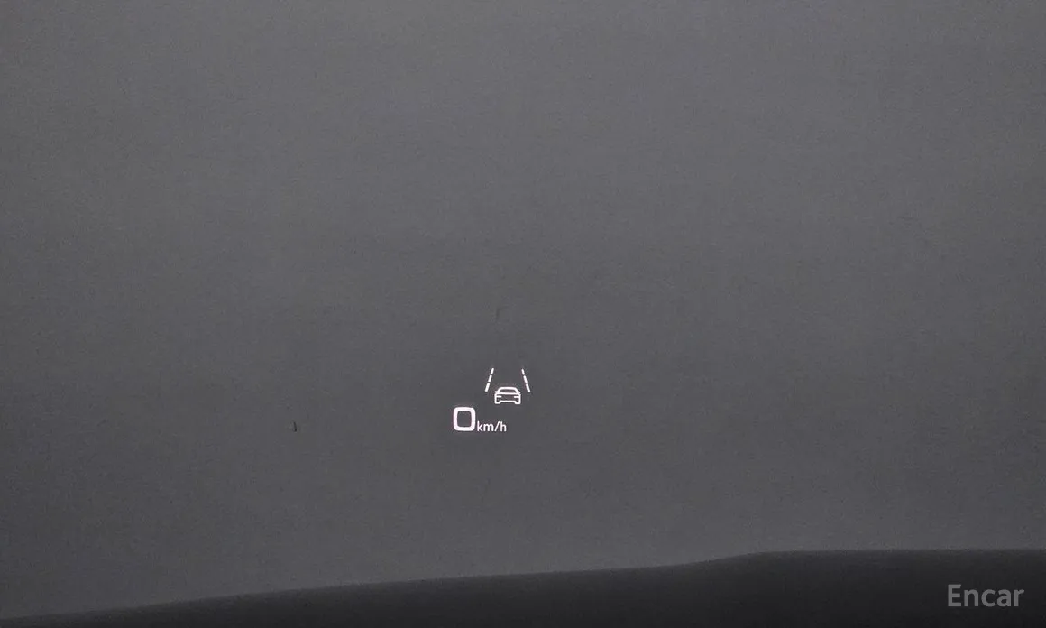 Фото 17 - Audi e-tron