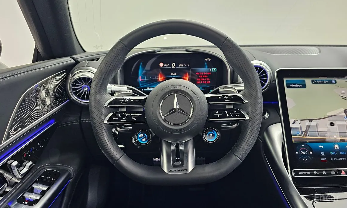 Mercedes-Benz SL-Class 2023 AMG SL43