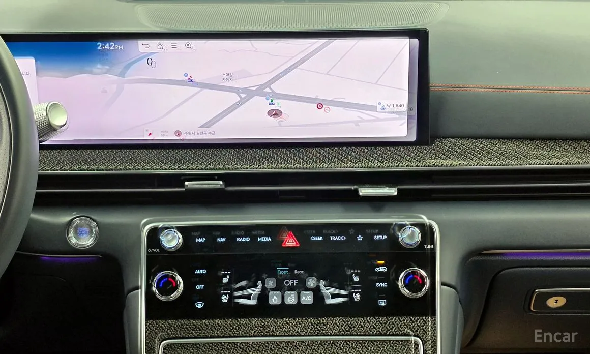 Фото 14 - Genesis GV80