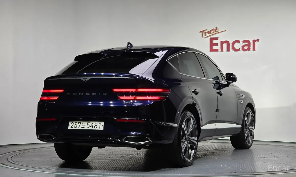 Фото 2 - Genesis GV80