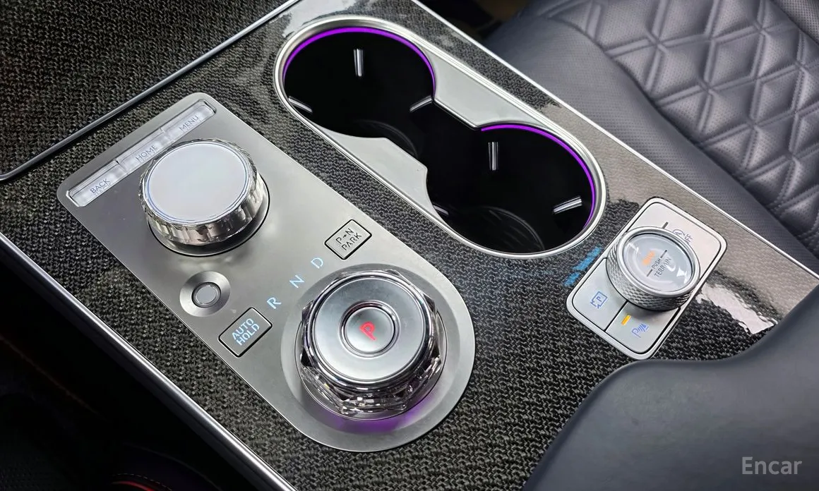 Фото 9 - Genesis GV80