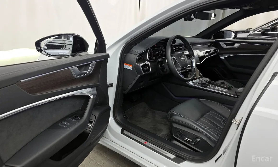 Фото 10 - Audi A6