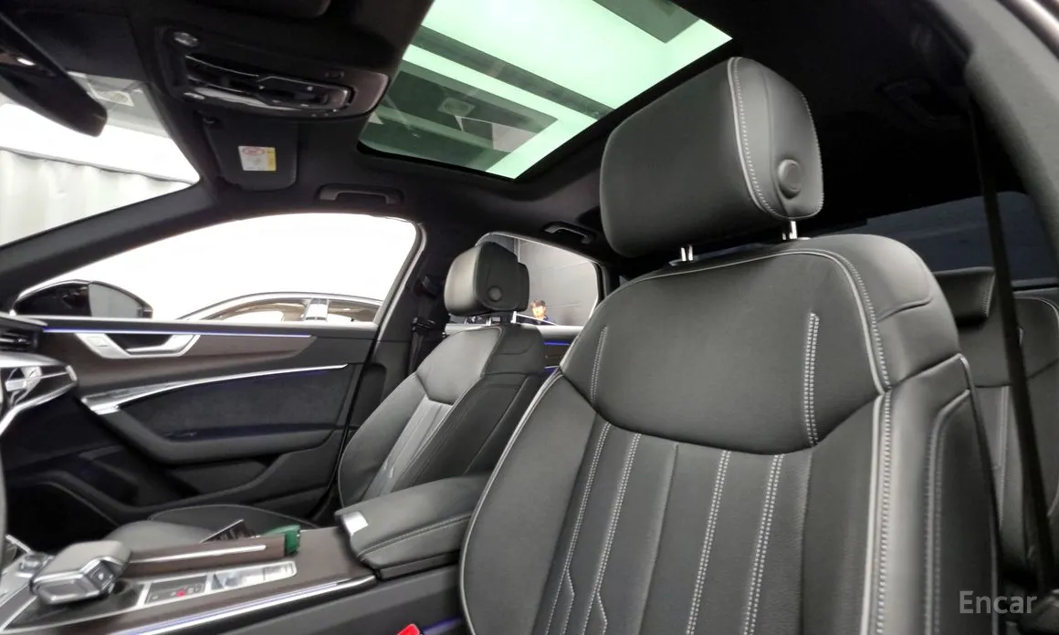 Фото 19 - Audi A6