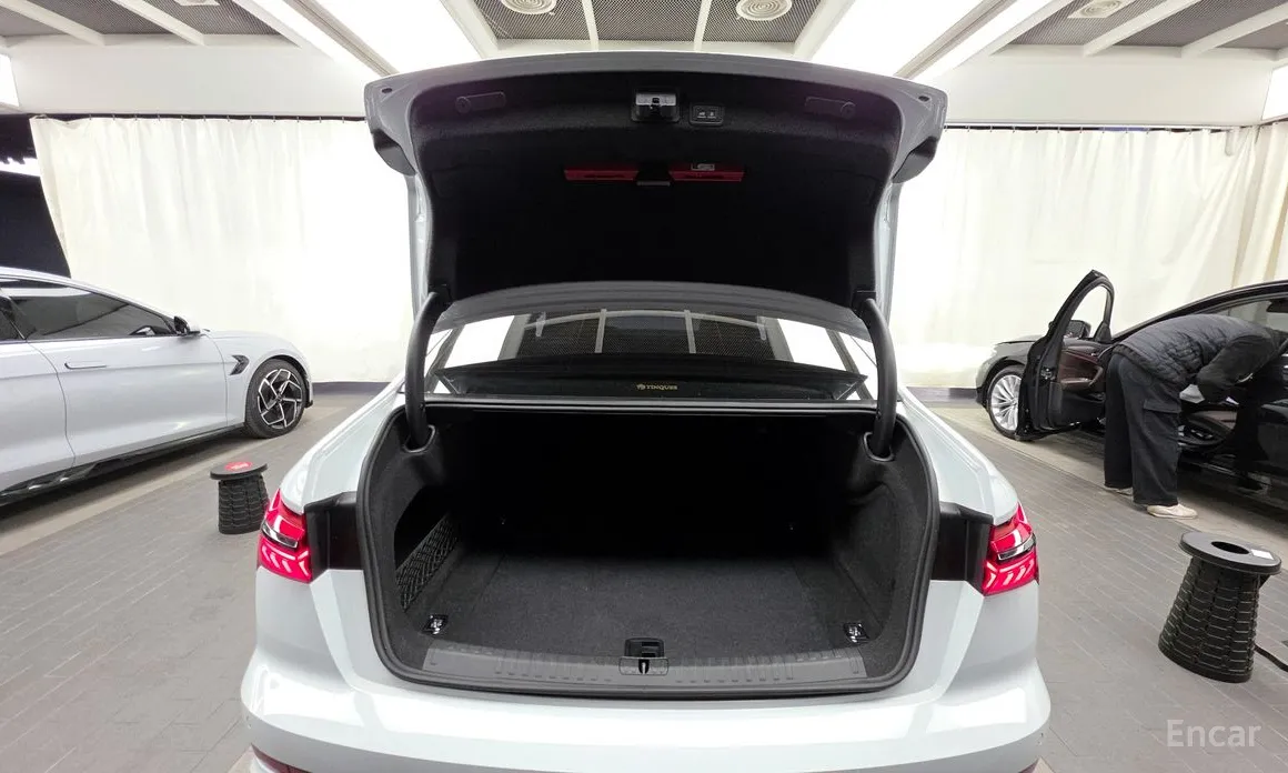 Фото 20 - Audi A6