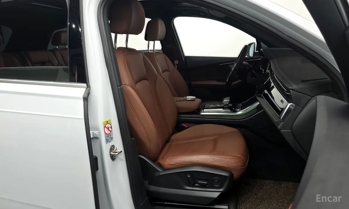 Фото 11 - Audi Q7