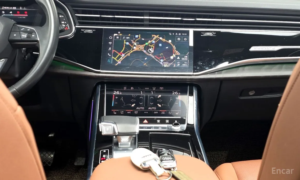 Фото 14 - Audi Q7