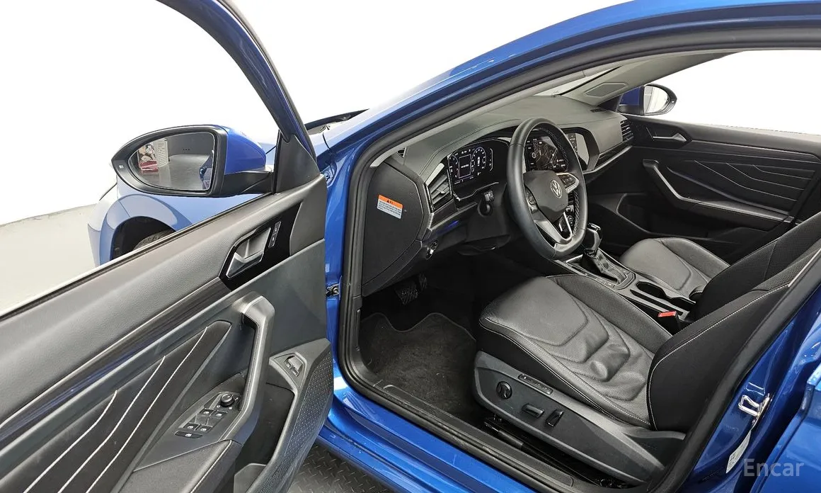 Фото 10 - Volkswagen Jetta