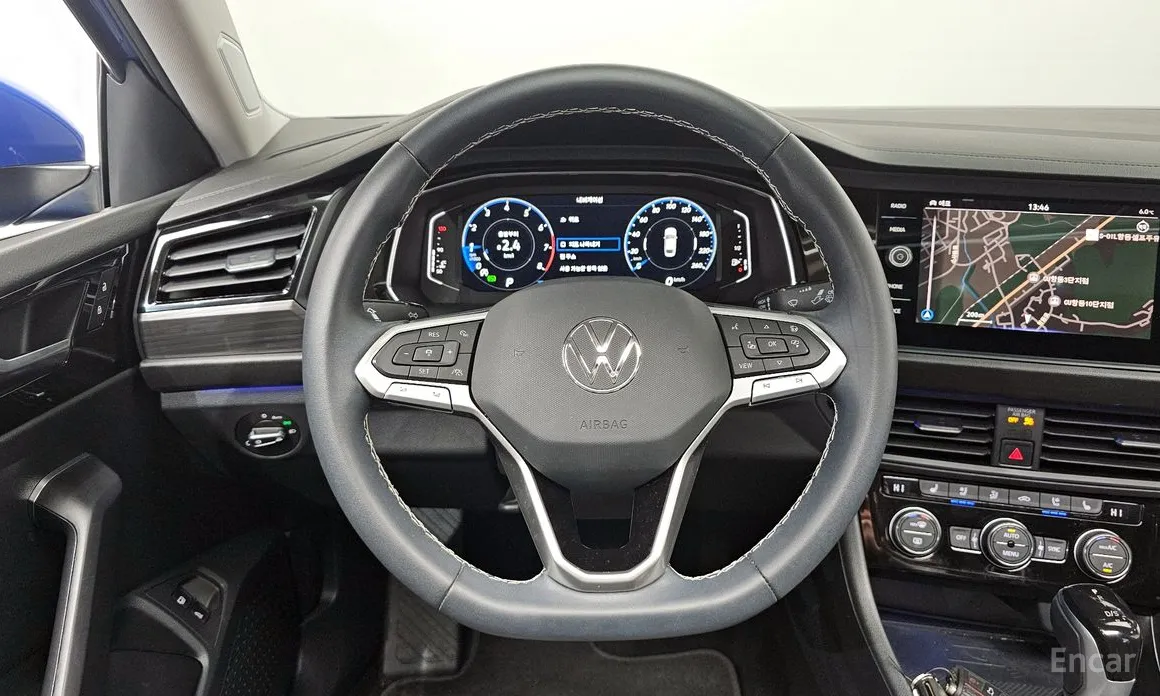 Фото 13 - Volkswagen Jetta