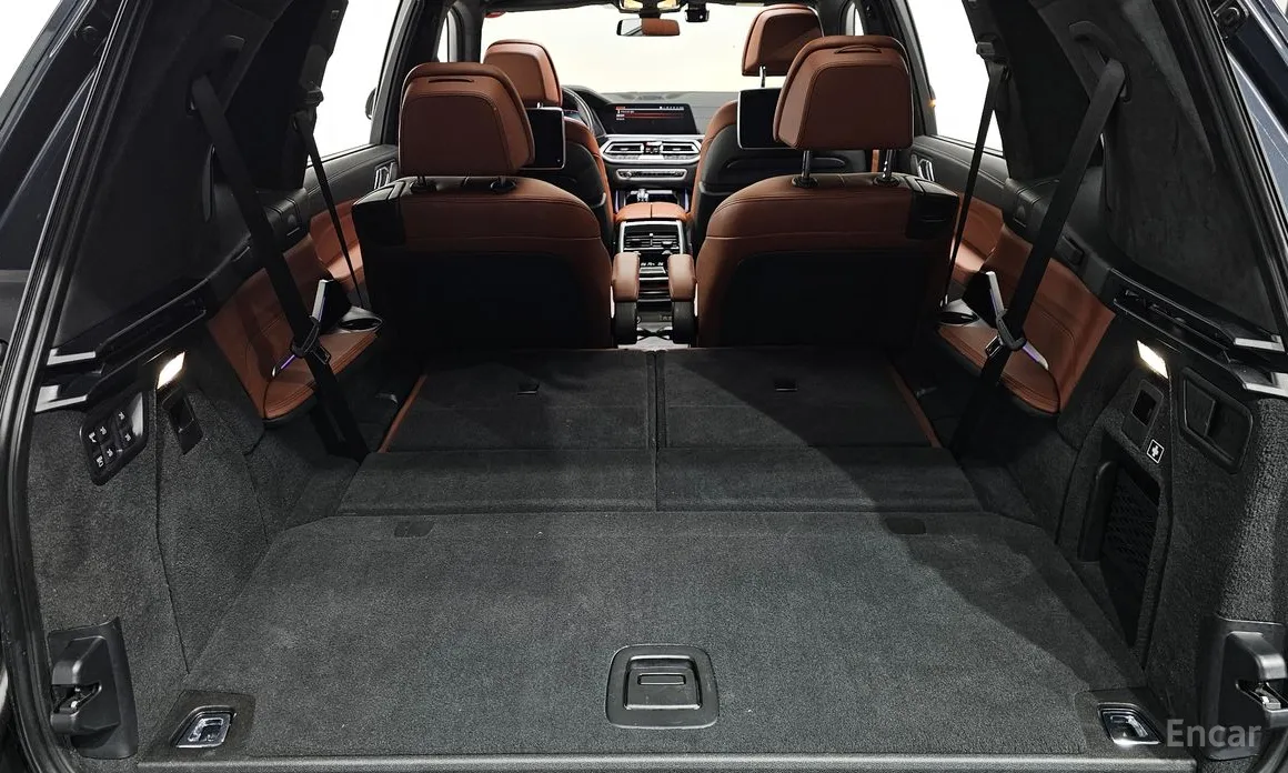 Фото 20 - BMW X7