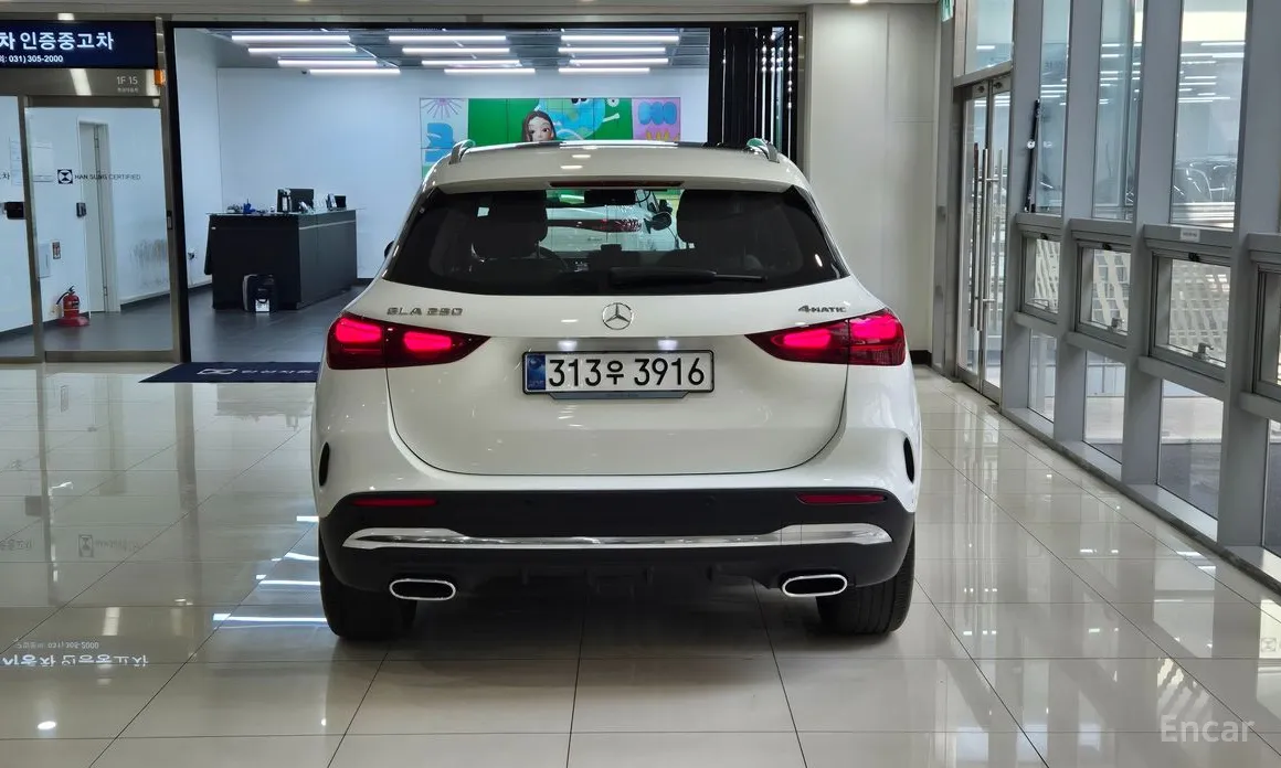 Mercedes-Benz GLA-Class 2020 GLA250 4MATIC