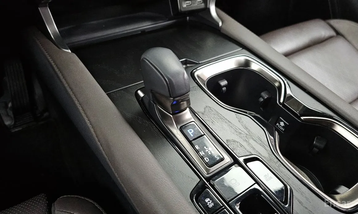 Фото 9 - Lexus RX