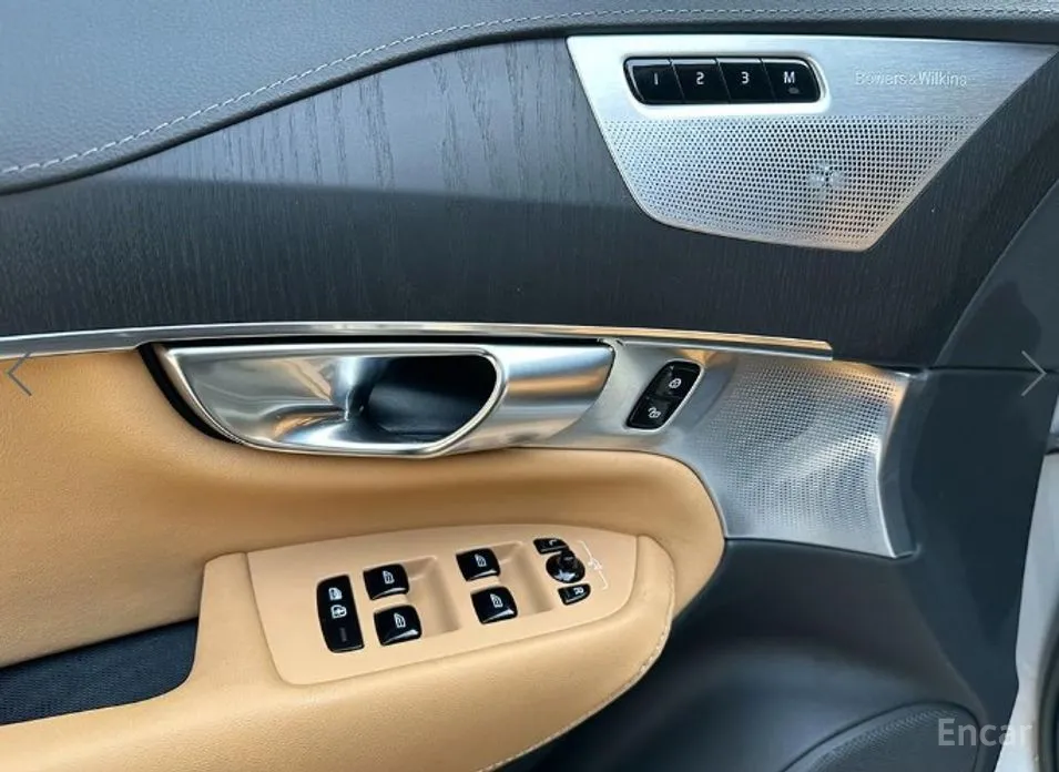 Photo 13 - Volvo XC90