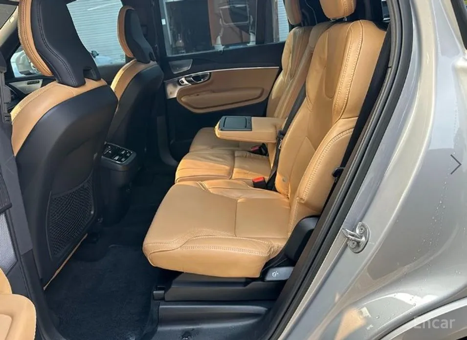 Photo 6 - Volvo XC90