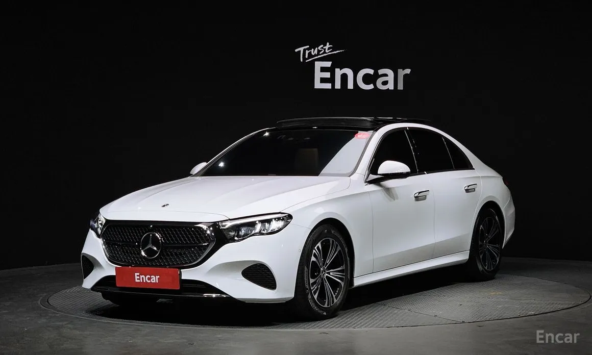 Фото 1 - Mercedes-Benz E-Class