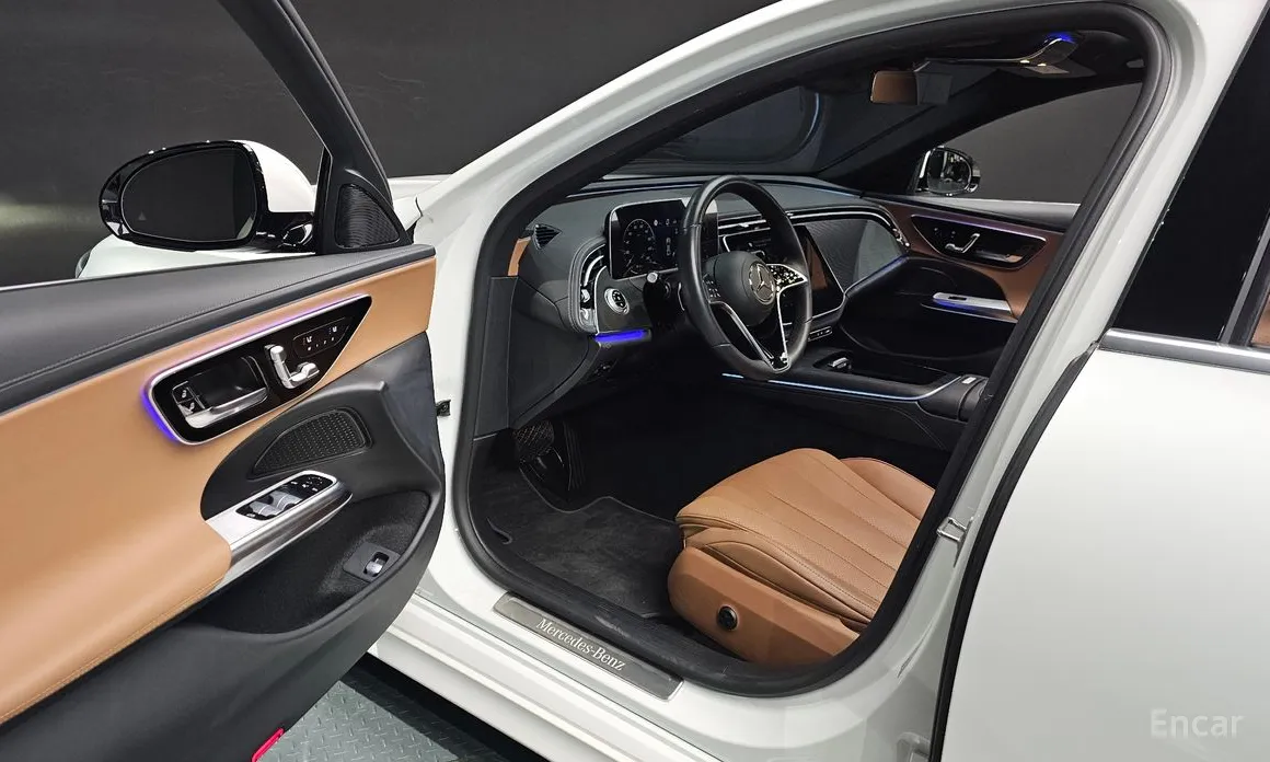 Фото 11 - Mercedes-Benz E-Class