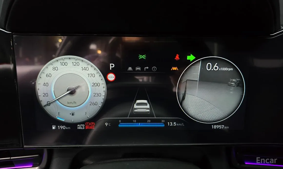 Фото 8 - Hyundai Avante