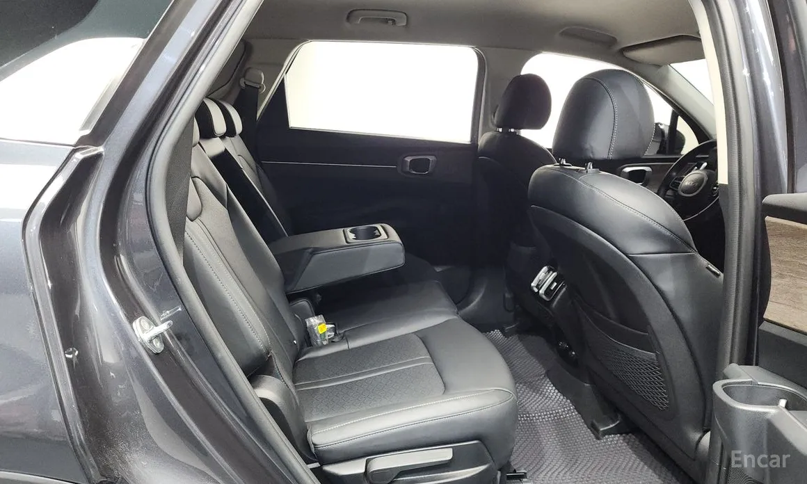 Photo 12 - Kia Sorento