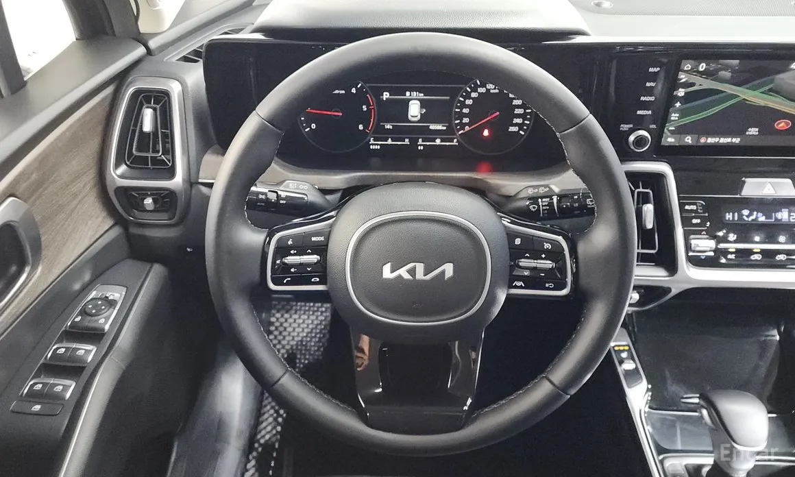 Photo 13 - Kia Sorento